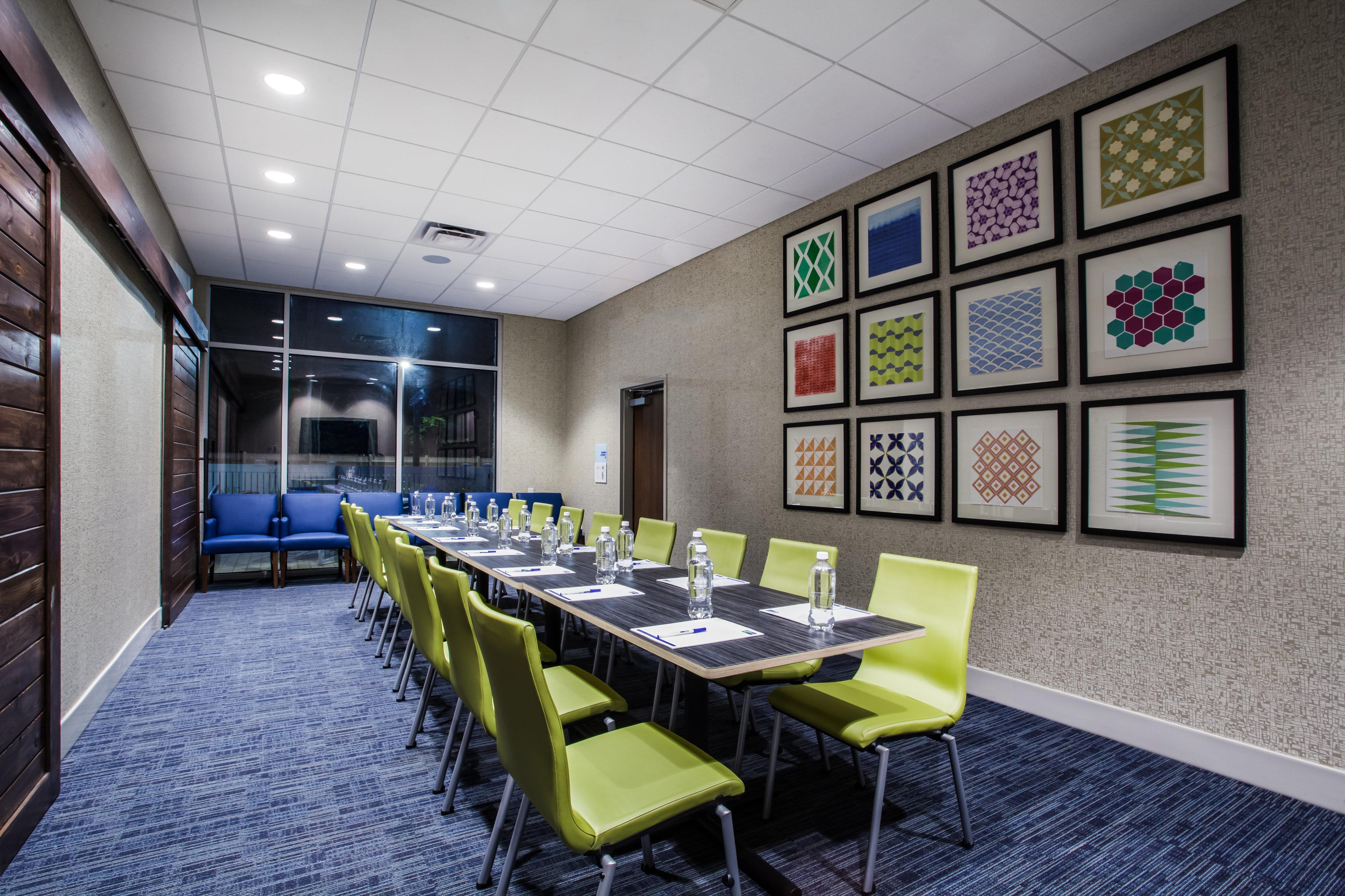 Holiday Inn Express Queensbury-Lake George Area By Ihg Buitenkant foto